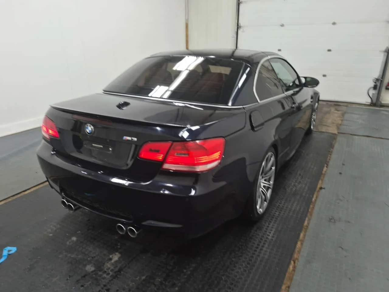 BMW M3 * АВТОКРЕДИТ БЕЗ ПЪРВОНАЧАЛНА ВНОСКА* , снимка 3 - Автомобили и джипове - 55239729