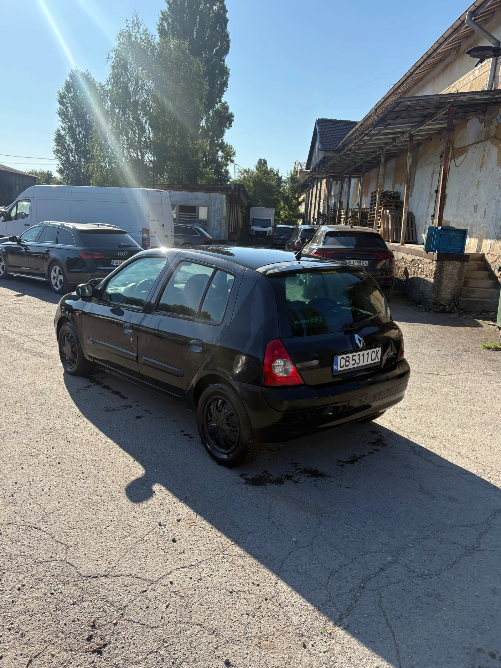 Renault Clio, снимка 3 - Автомобили и джипове - 55546830