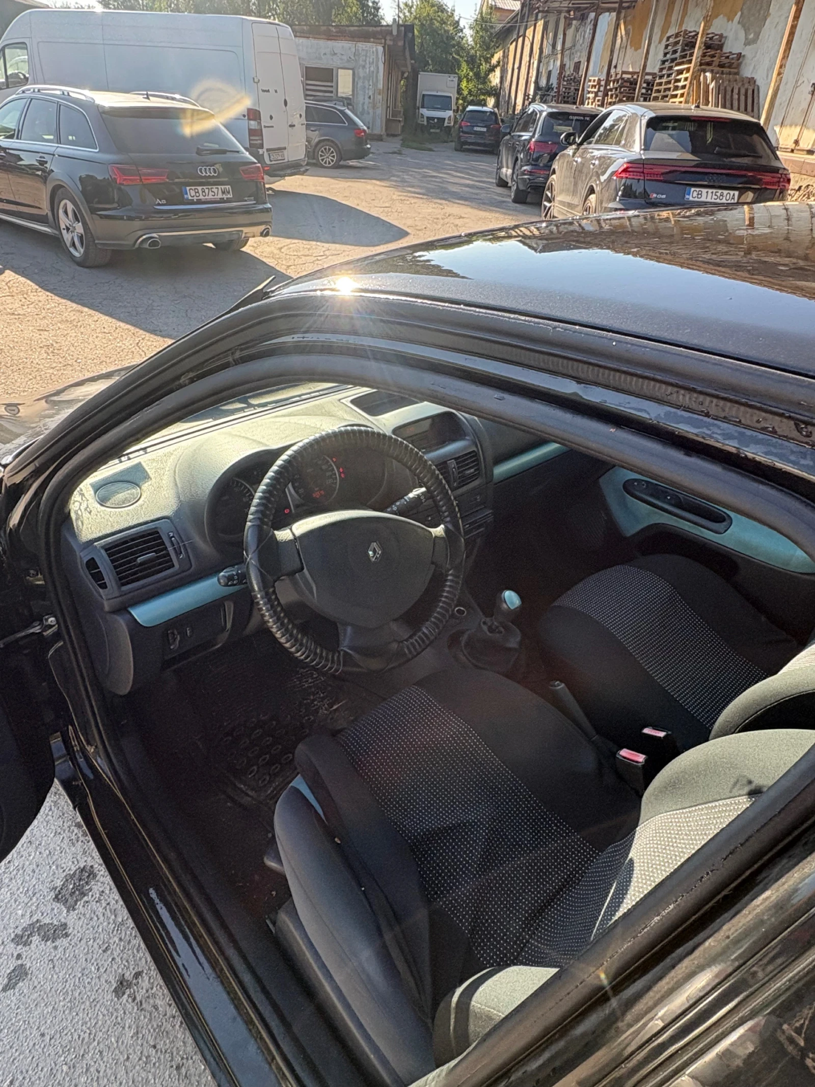 Renault Clio, снимка 8 - Автомобили и джипове - 55546830