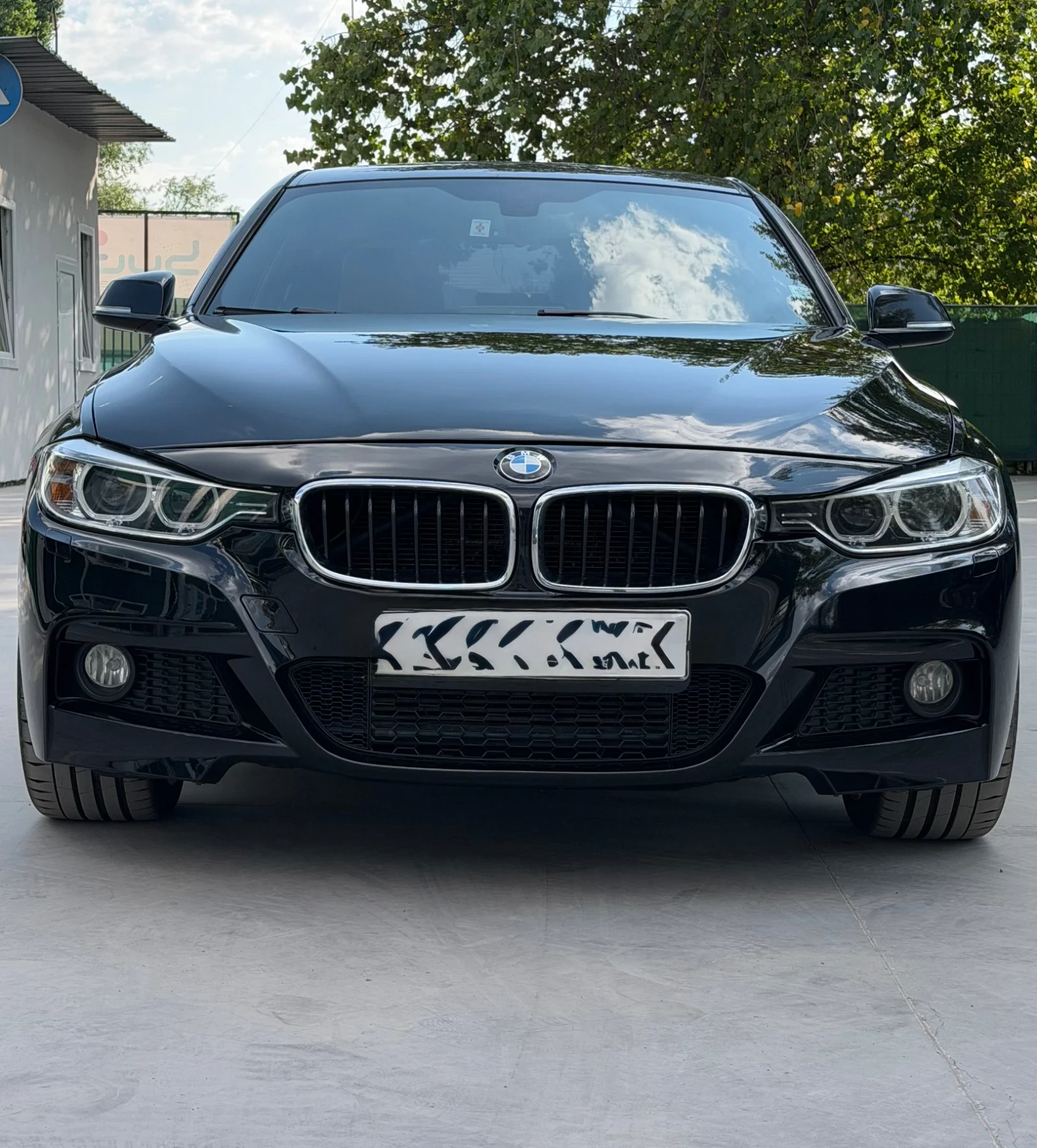 BMW 328 M Sport xDdrive, снимка 2 - Автомобили и джипове - 55564458
