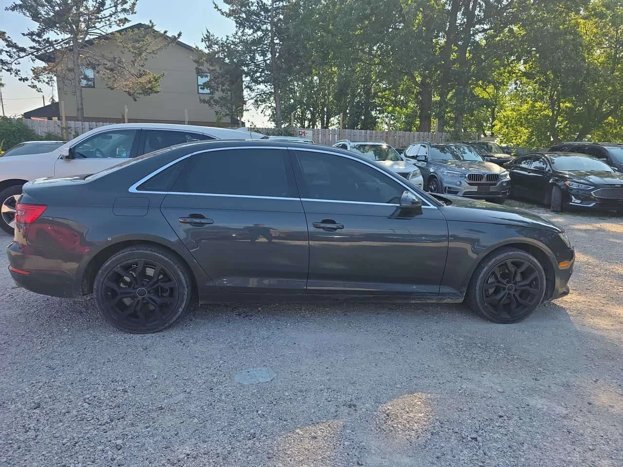 Audi A4 PROGRESSIVE QUATTRO * ПОДГРЕВ* ПАНОРАМА* КАМЕРА*  , снимка 4 - Автомобили и джипове - 55689859
