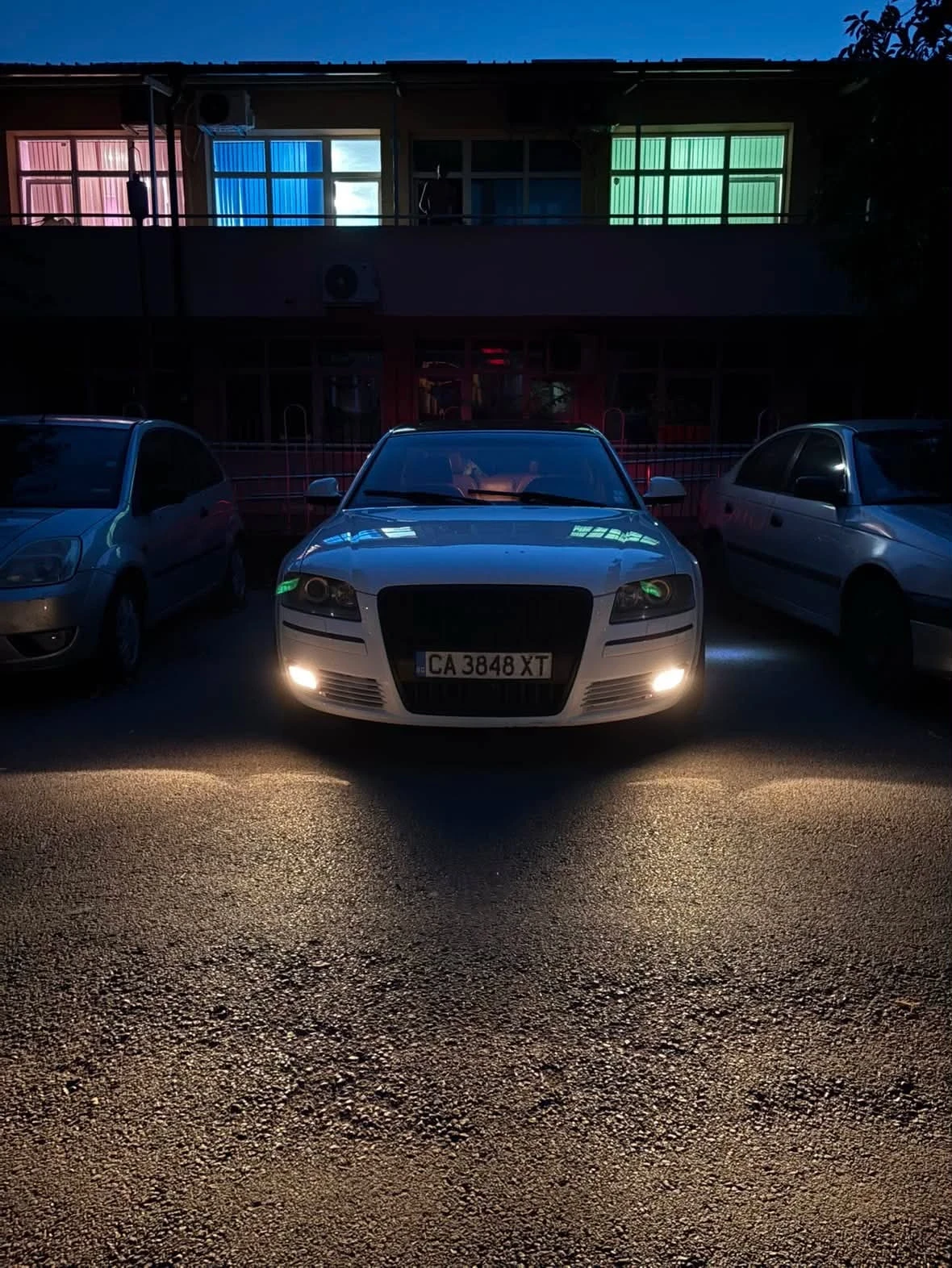 Audi A8, снимка 7 - Автомобили и джипове - 55808030