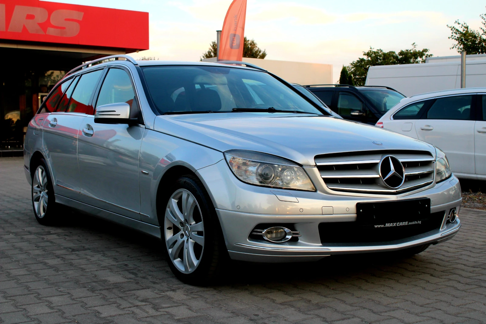 Mercedes-Benz C 220 CDI OM646 / СОБСТВЕН ЛИЗИНГ, снимка 2 - Автомобили и джипове - 55839186