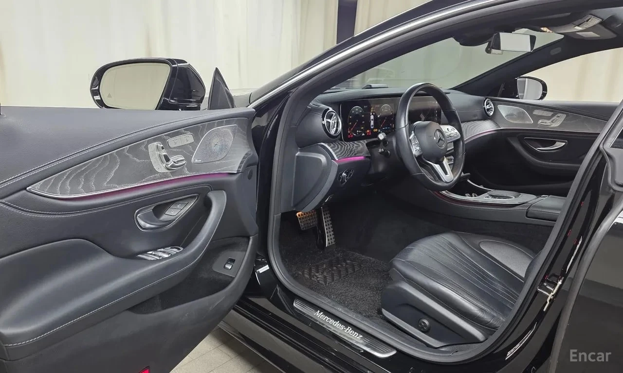 Mercedes-Benz CLS 450 4MATIC AMG Line/360/ХЕДЪП/ОБДУХ/ПАНО/, снимка 10 - Автомобили и джипове - 55941107