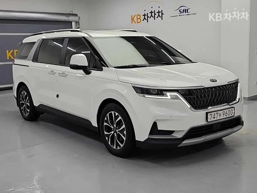 Kia Carnival SIGNATURE * 11-МЕСТЕН*  * КРАЙНА ЦЕНА* , снимка 3 - Автомобили и джипове - 55944415