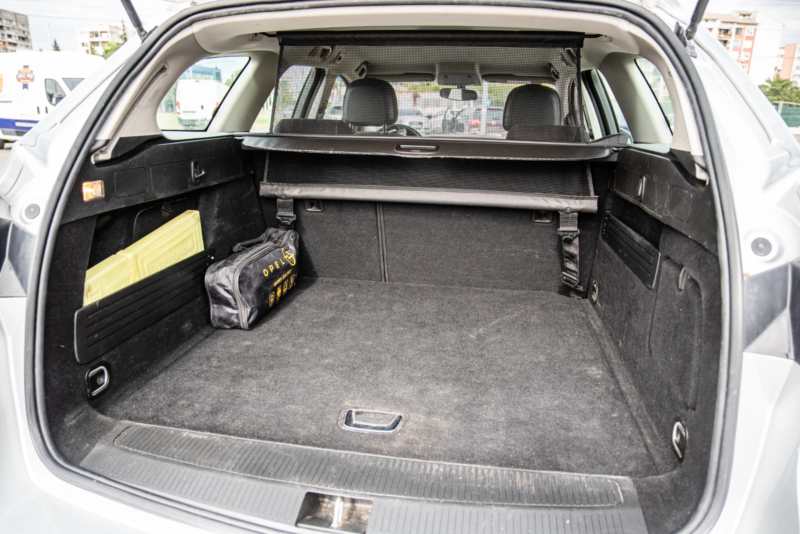 Opel Astra J, снимка 6 - Автомобили и джипове - 56085777