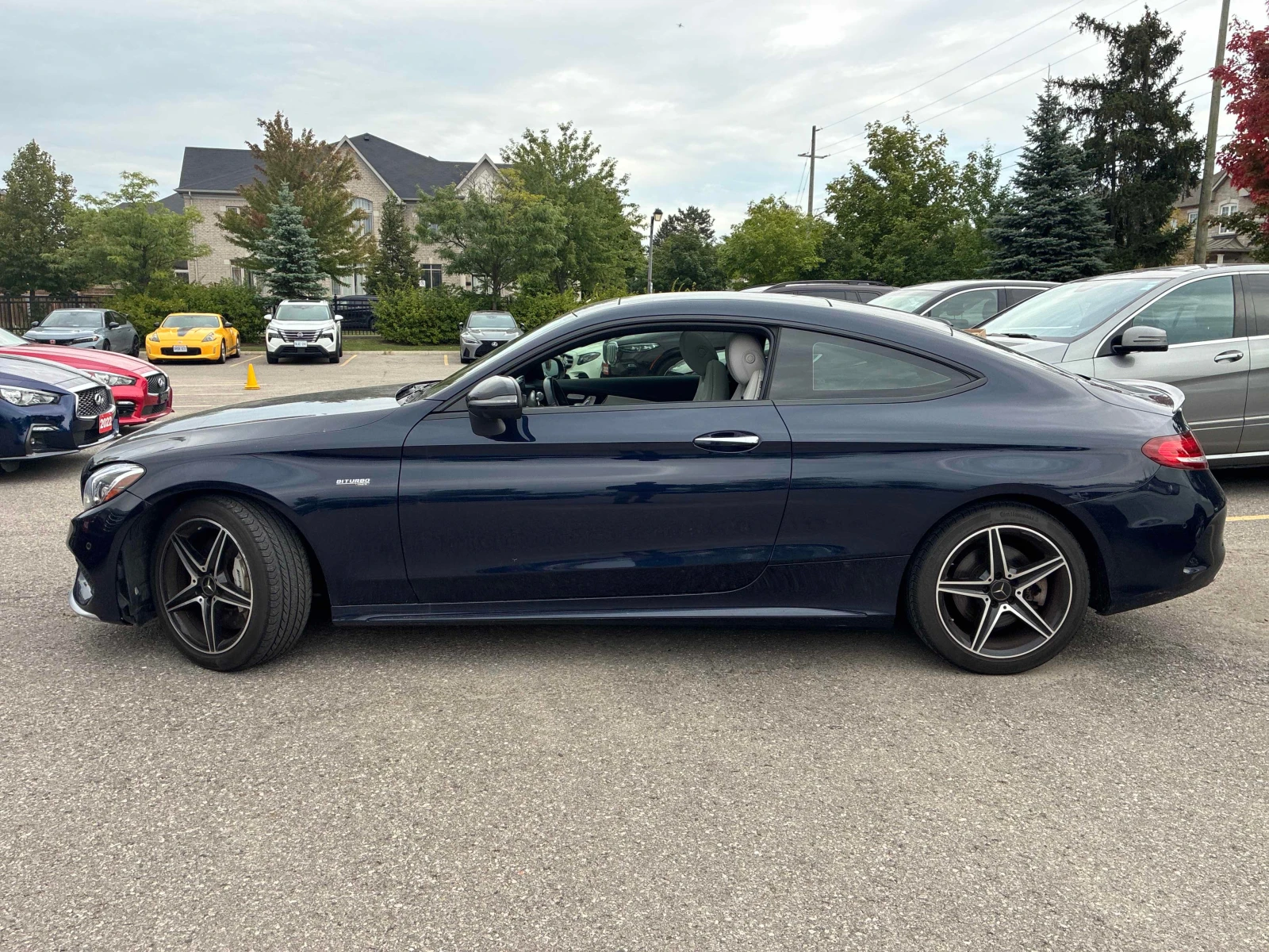 Mercedes-Benz C 43 AMG * BURMESTER* ДИСТРОНИК* 360 КАМЕРА* HEAD UP* ПАНОР, снимка 3 - Автомобили и джипове - 56088858