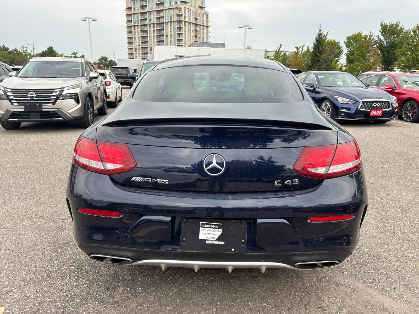 Mercedes-Benz C 43 AMG * BURMESTER* ДИСТРОНИК* 360 КАМЕРА* HEAD UP* ПАНОР, снимка 5 - Автомобили и джипове - 56088858