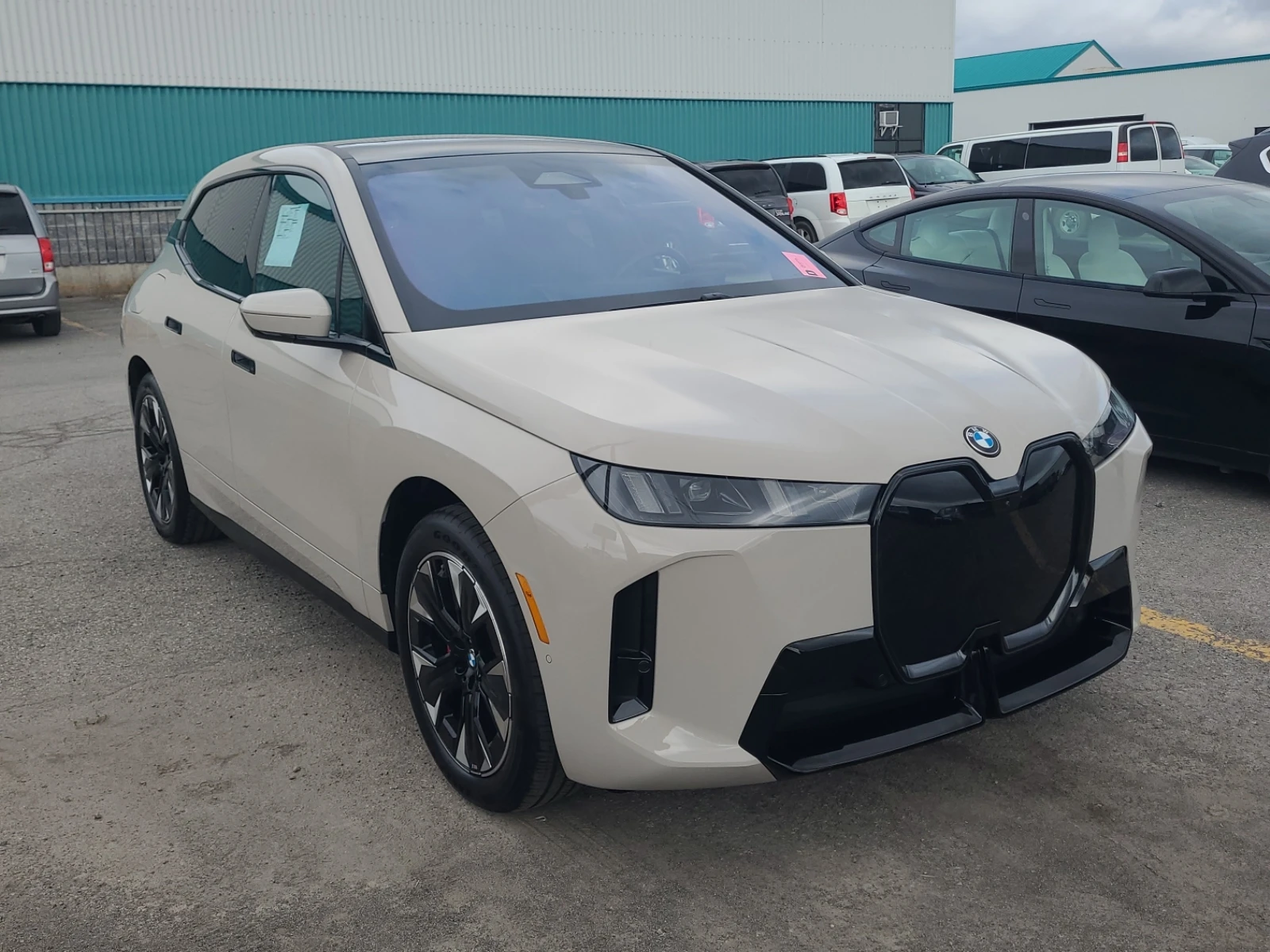 BMW iX XDRIVE45, снимка 2 - Автомобили и джипове - 56468408