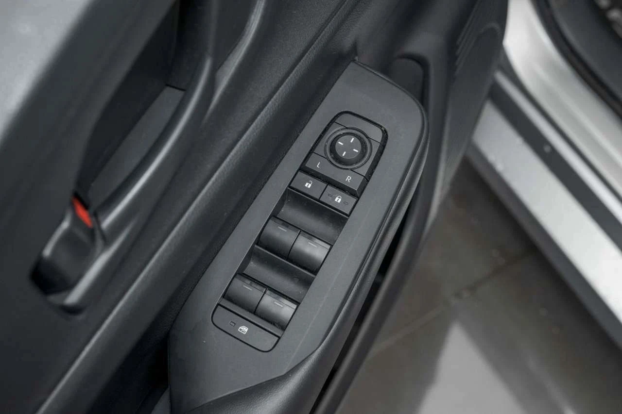 Toyota Prius, снимка 9 - Автомобили и джипове - 56706662