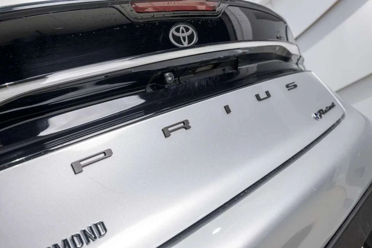 Toyota Prius, снимка 2 - Автомобили и джипове - 56706662