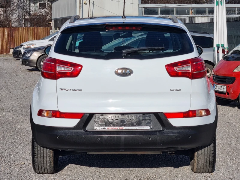 Kia Sportage, снимка 4 - Автомобили и джипове - 48405014