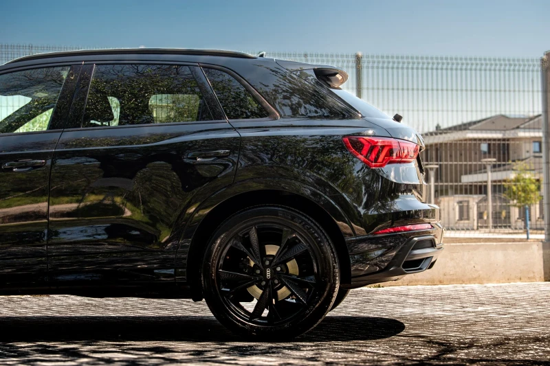 Audi Q3 1.5 TFSI S line, снимка 2 - Автомобили и джипове - 50338649