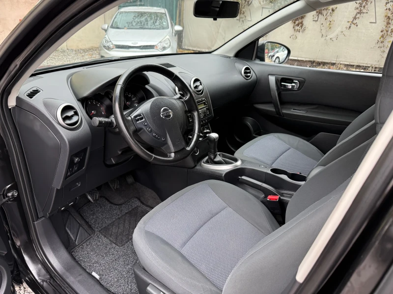 Nissan Qashqai + 2 1, 6i 16V , снимка 9 - Автомобили и джипове - 52351405