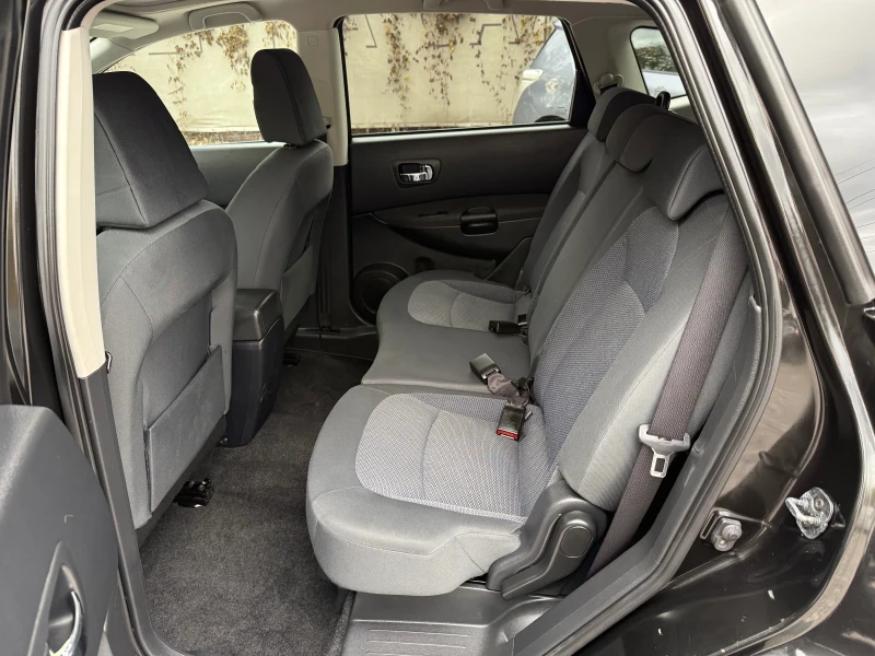 Nissan Qashqai + 2 1, 6i 16V , снимка 10 - Автомобили и джипове - 52351405