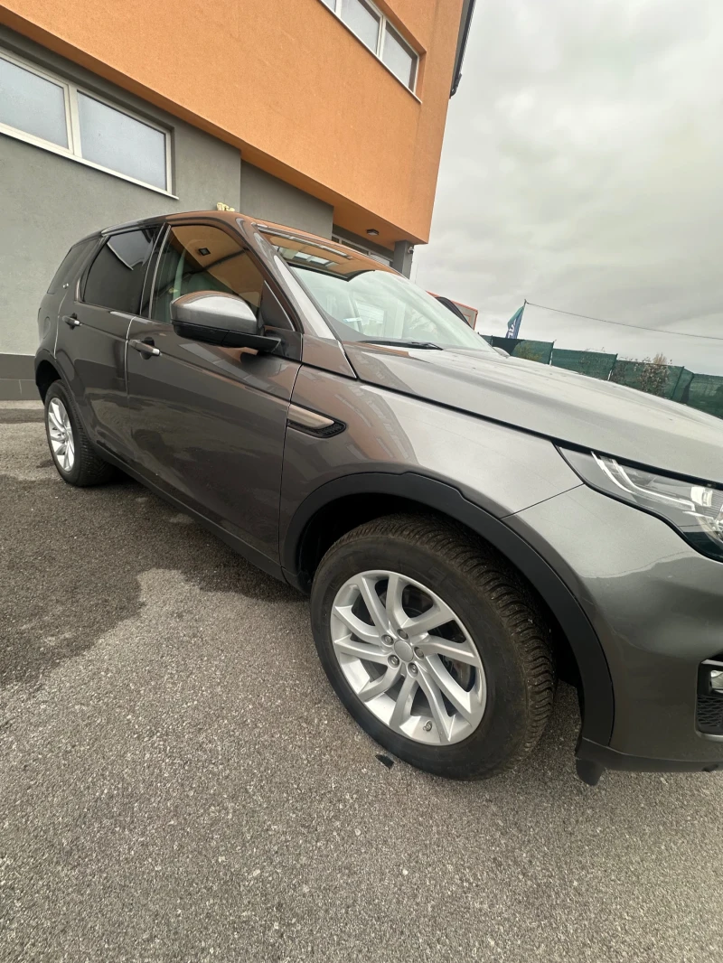 Land Rover Discovery Sport, снимка 12 - Автомобили и джипове - 52695946