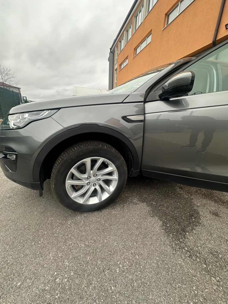 Land Rover Discovery Sport, снимка 11 - Автомобили и джипове - 52695946