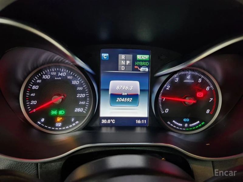 Mercedes-Benz GLC 350, снимка 8 - Автомобили и джипове - 52962174