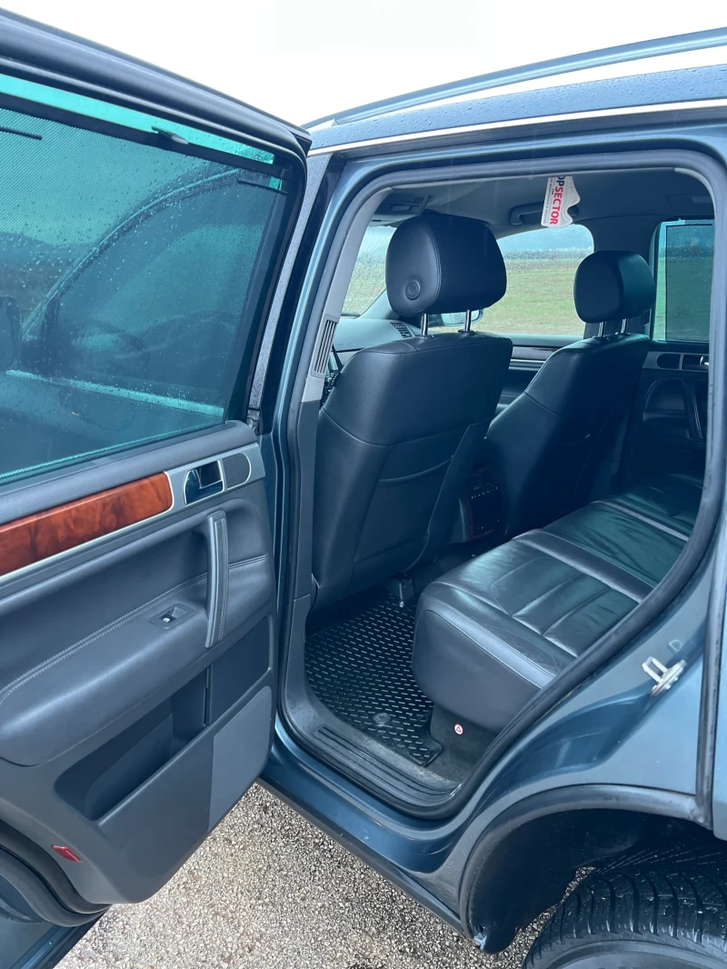 VW Touareg 3.0 TDI 224к.с, снимка 10 - Автомобили и джипове - 53373955