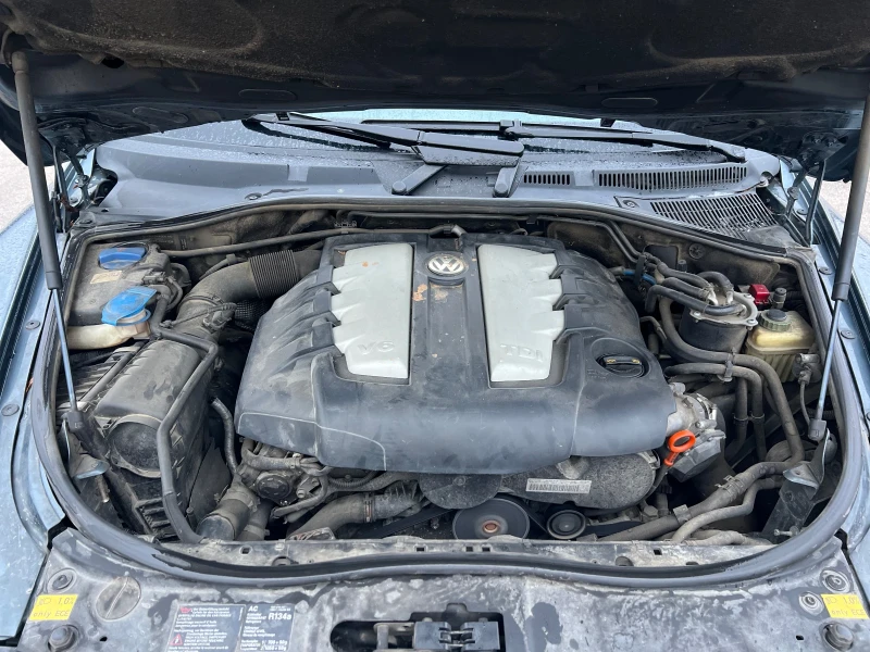 VW Touareg 3.0 TDI 224к.с, снимка 14 - Автомобили и джипове - 53373955