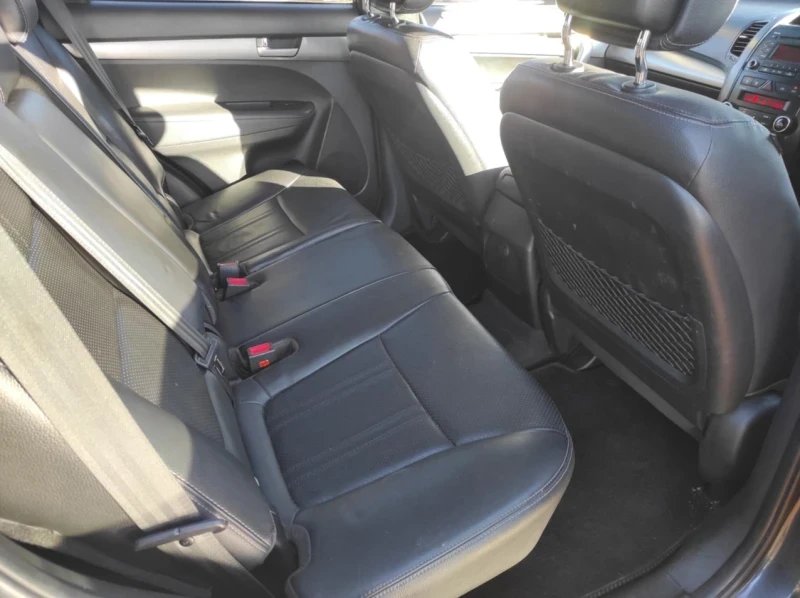 Kia Sorento 2.2crdi - изображение 10