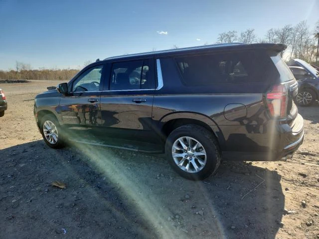 Chevrolet Suburban 5.3L 8 Rear-wheel drive, снимка 2 - Автомобили и джипове - 53343552