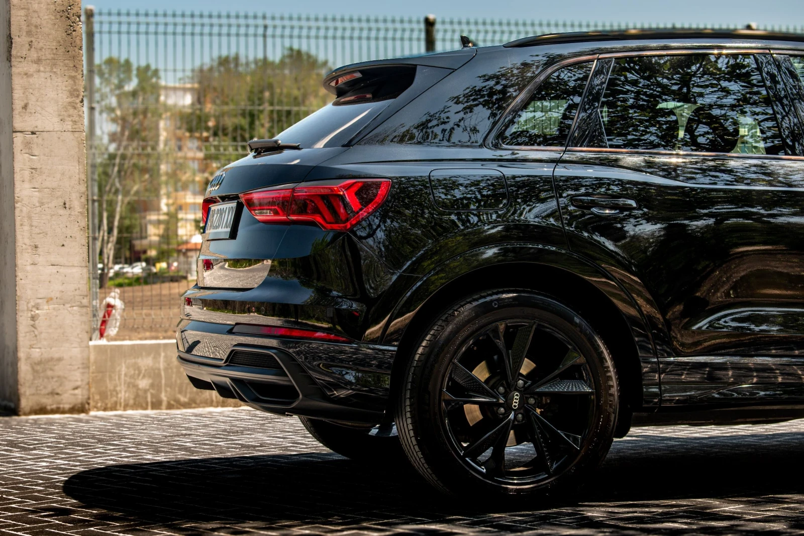 Audi Q3 1.5 TFSI S line - изображение 3