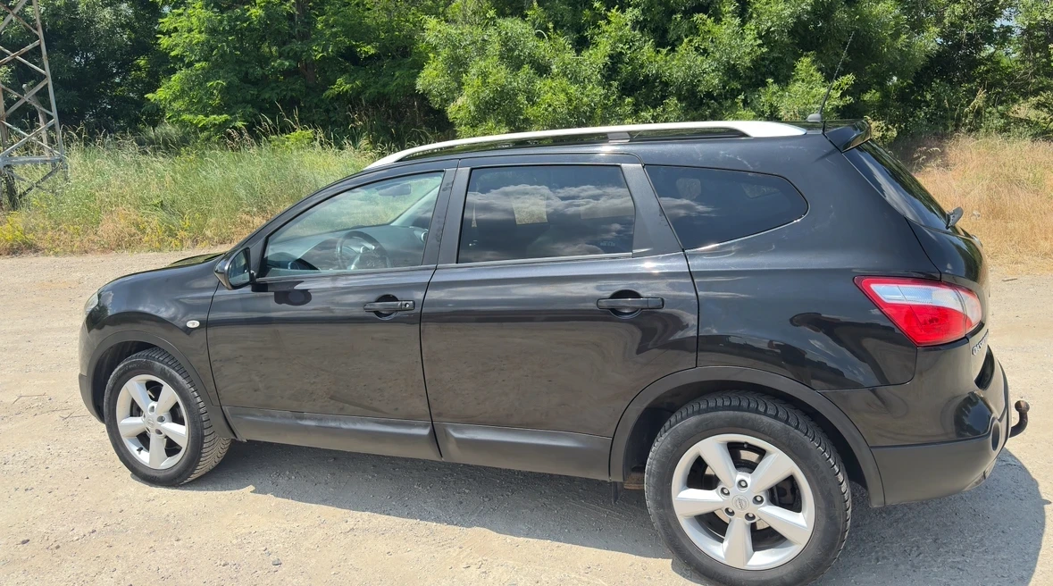 Nissan Qashqai Nissan Qashqai + 2 2.01-140к.c 4x4-АВТОМАТИК-ГАЗ - изображение 2