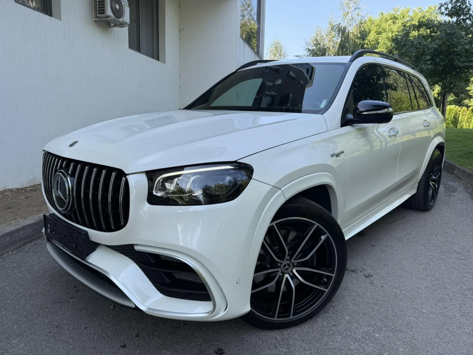 Mercedes-Benz GLS580 / 63 AMG OPTIC / ВСИЧКИ ЕКСТРИ - изображение 3