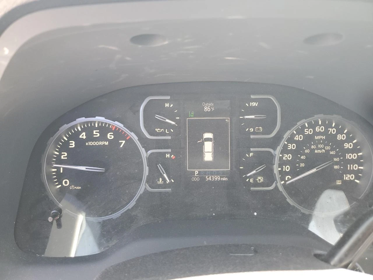 Toyota Tundra CREWMAX SR5 - изображение 9