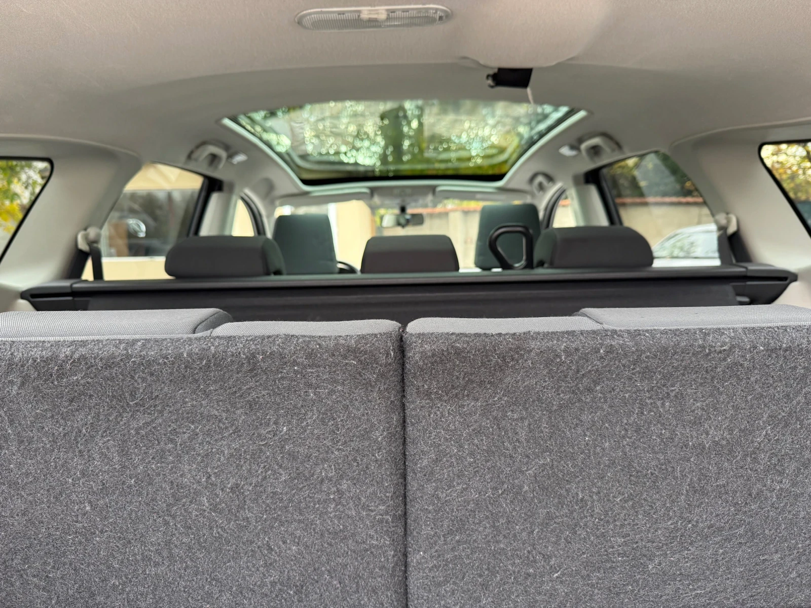 Nissan Qashqai + 2 1, 6i 16V  - изображение 8