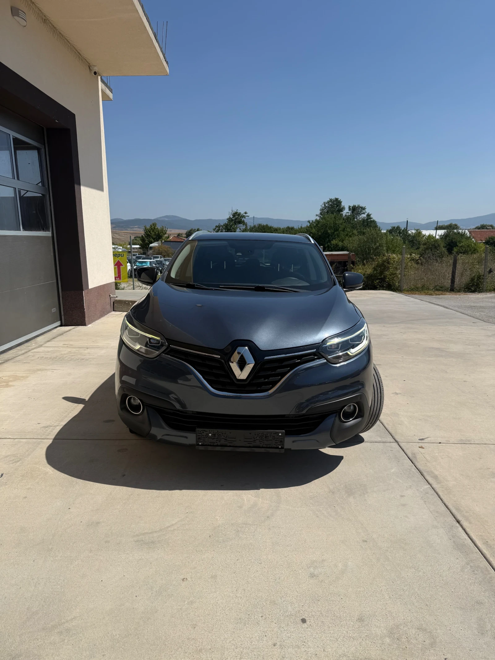 Renault Kadjar Hipnotic-FULL FULL, EURO6, снимка 2 - Автомобили и джипове - 55644775