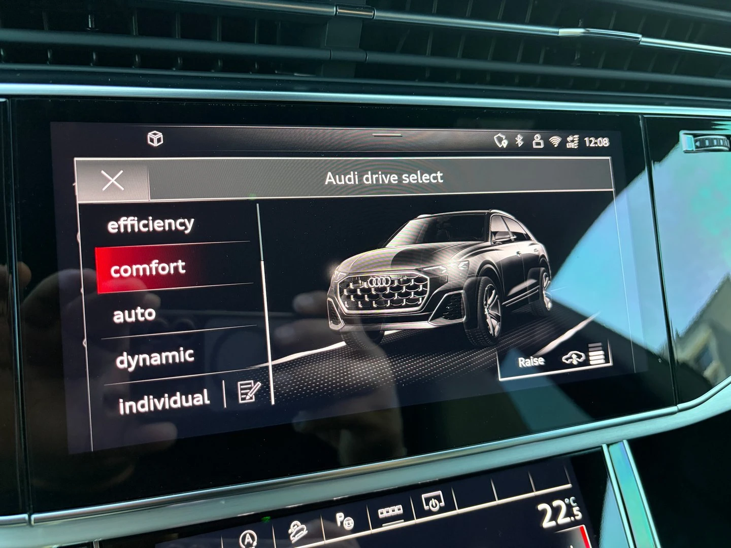 Audi Q8, снимка 14 - Автомобили и джипове - 56421843