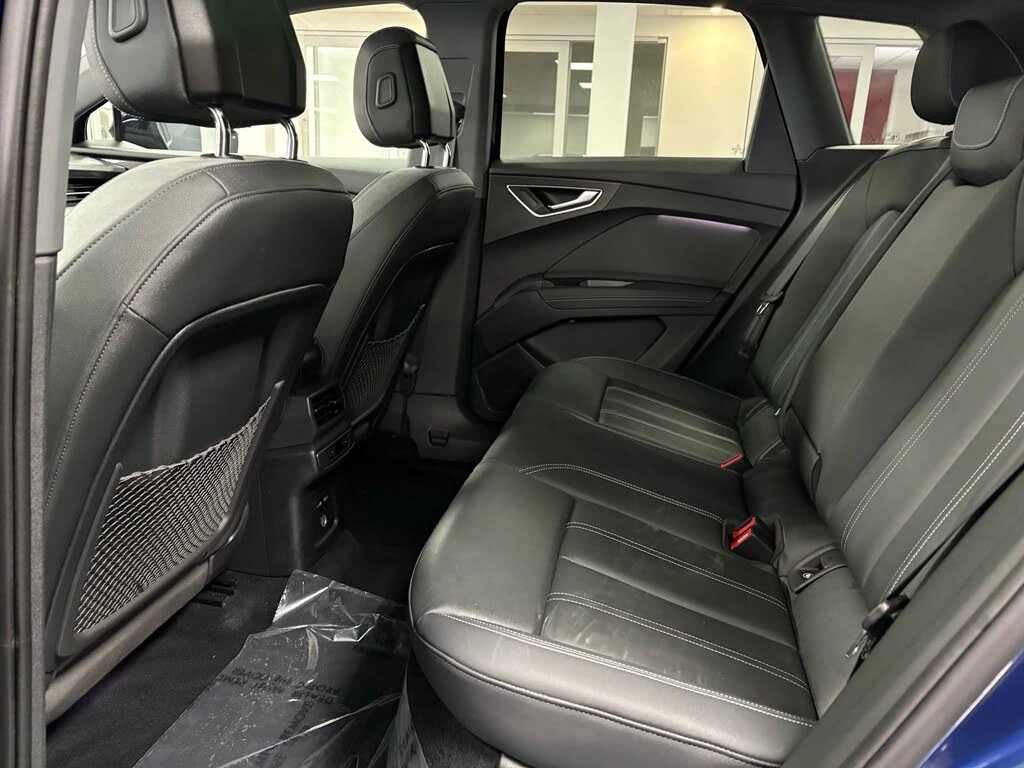 Audi Q4 E-TRON* 50* , снимка 15 - Автомобили и джипове - 56209391