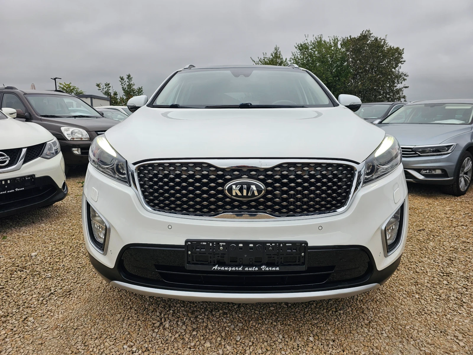 Kia Sorento 2.2CRDI, 200к.с., снимка 2 - Автомобили и джипове - 56727825