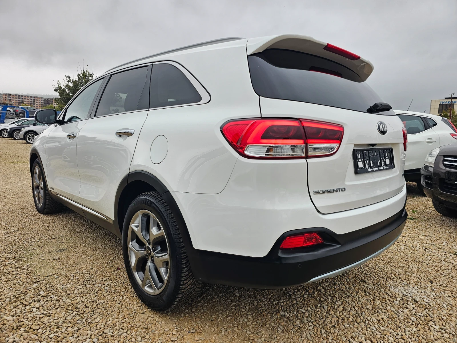Kia Sorento 2.2CRDI, 200к.с., снимка 6 - Автомобили и джипове - 56727825