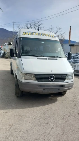 Mercedes-Benz Sprinter 412 На части, снимка 2