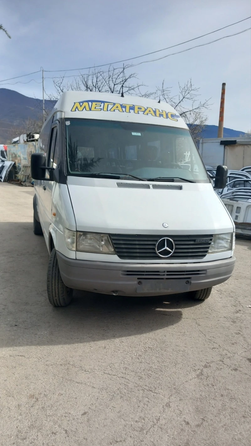 Mercedes-Benz Sprinter 412 На части, снимка 2 - Бусове и автобуси - 12442133