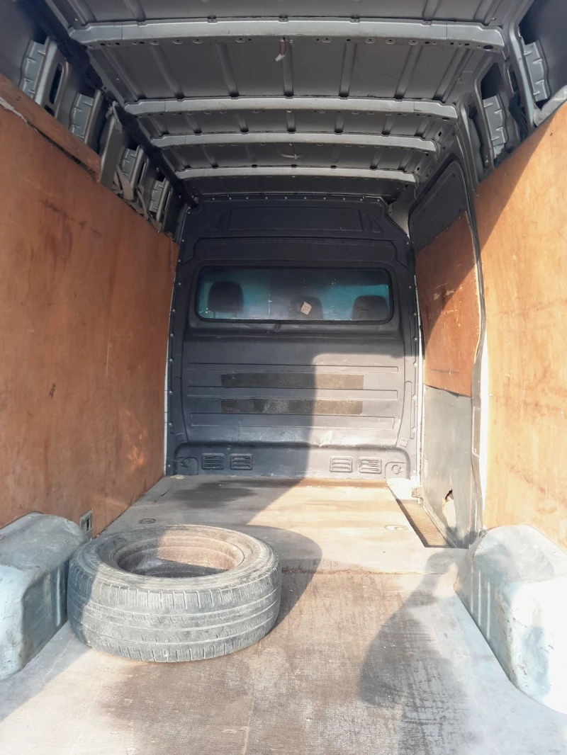 VW Crafter, снимка 7 - Бусове и автобуси - 52882608