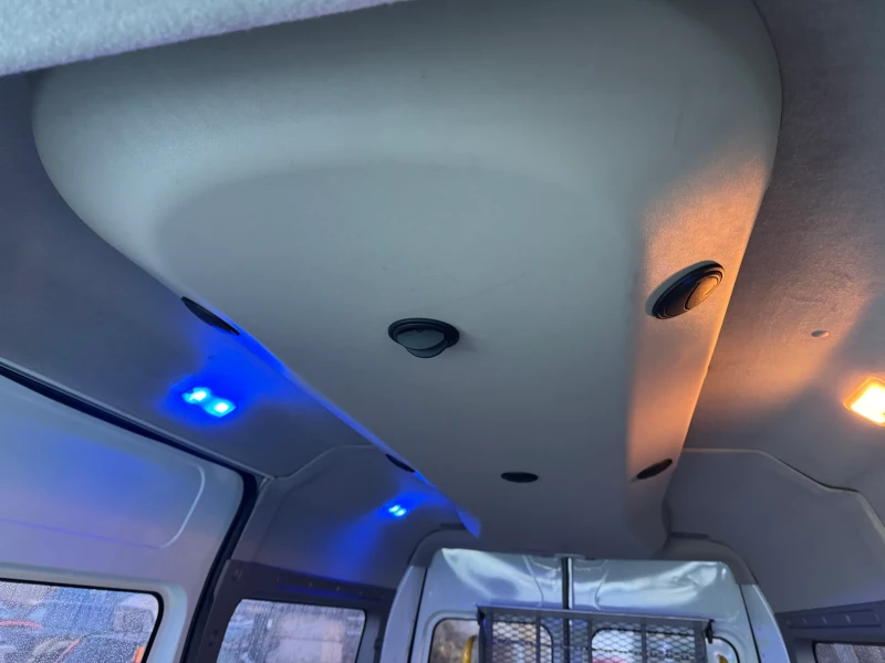 Opel Movano 2.3CDTI* 9 МЕСТА* КЛИМАТИК* РАМПА ЗА ИНВАЛИДИ* , снимка 7 - Бусове и автобуси - 53328030