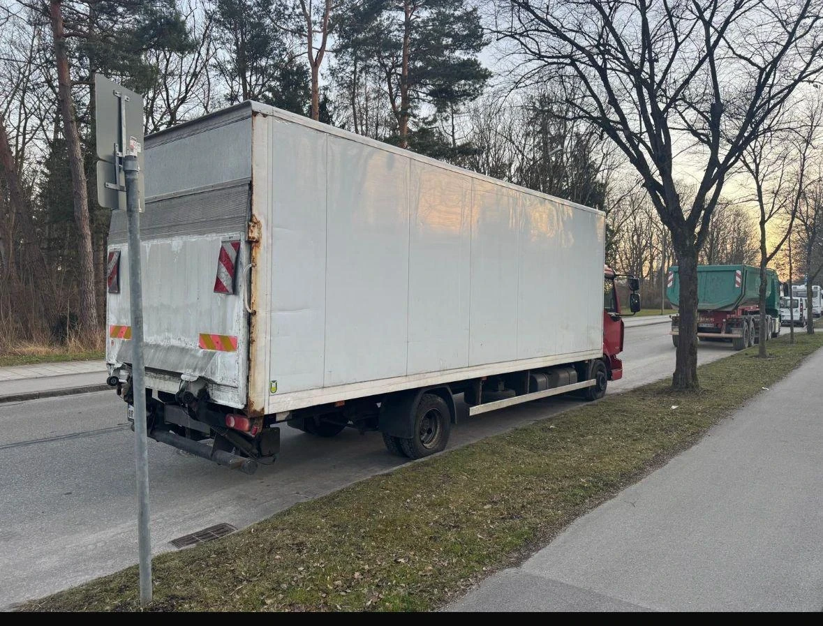 Renault Midlum, снимка 3 - Камиони - 55607679