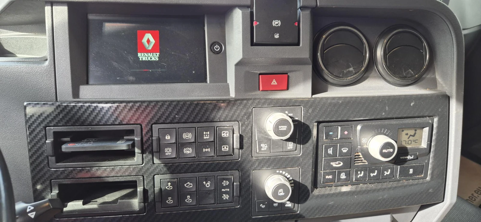 Renault T АДР + ретатдер, снимка 7 - Камиони - 56285437