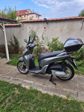 Обява за продажба на Honda Sh 300 i ~5 000 лв. - изображение 2