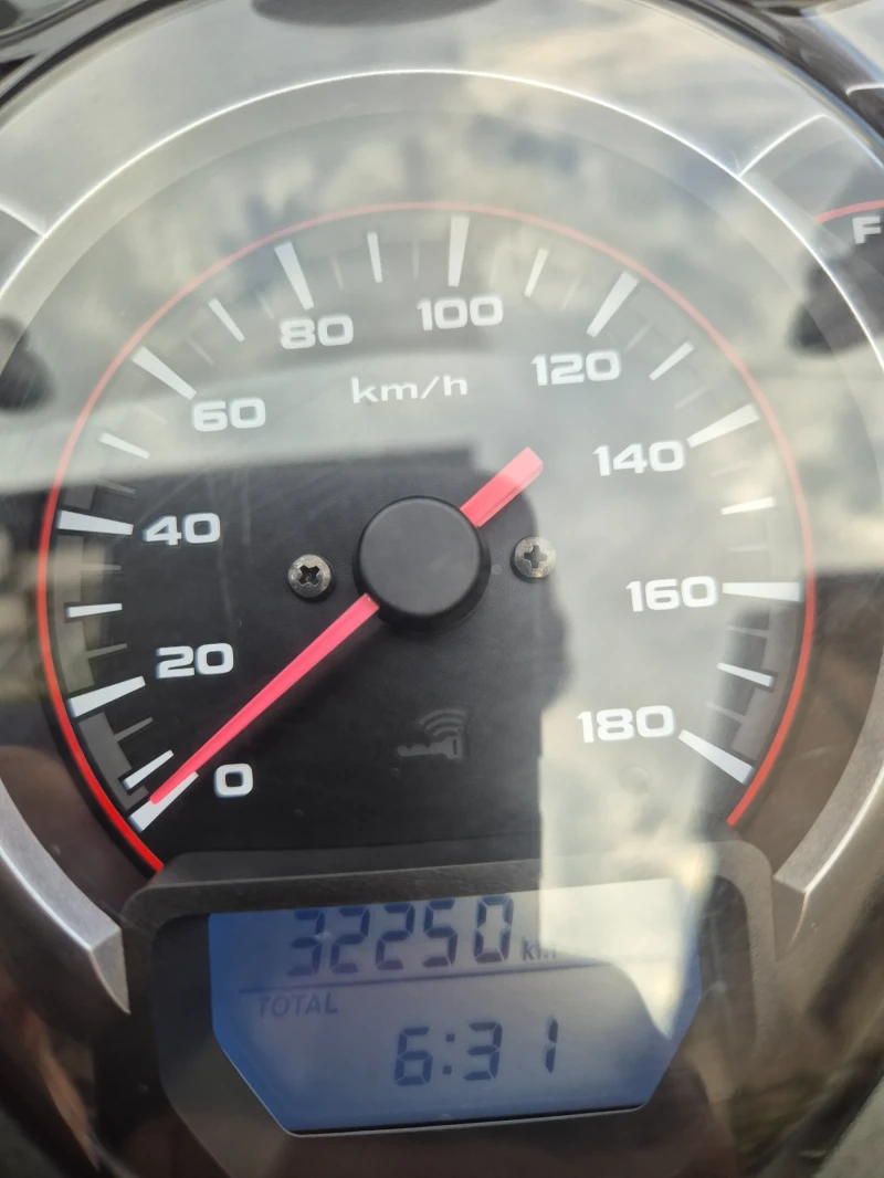 Honda Sh 300 i, снимка 5 - Мотоциклети и мототехника - 52697503