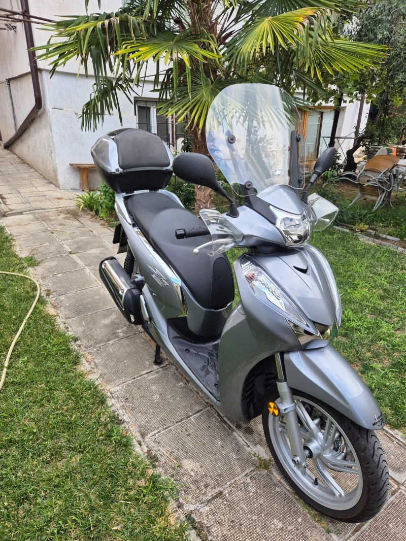 Honda Sh 300 i, снимка 4 - Мотоциклети и мототехника - 52697503