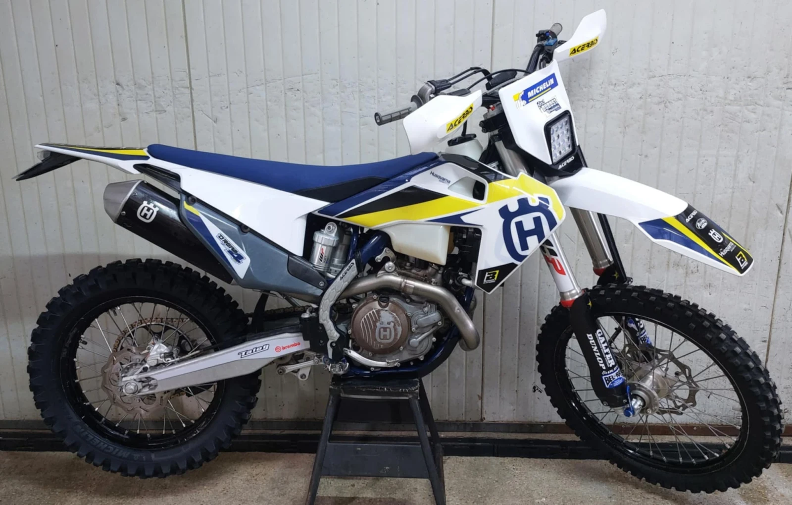 Husqvarna FE 450  само 93 мото часа Регистрация , снимка 1