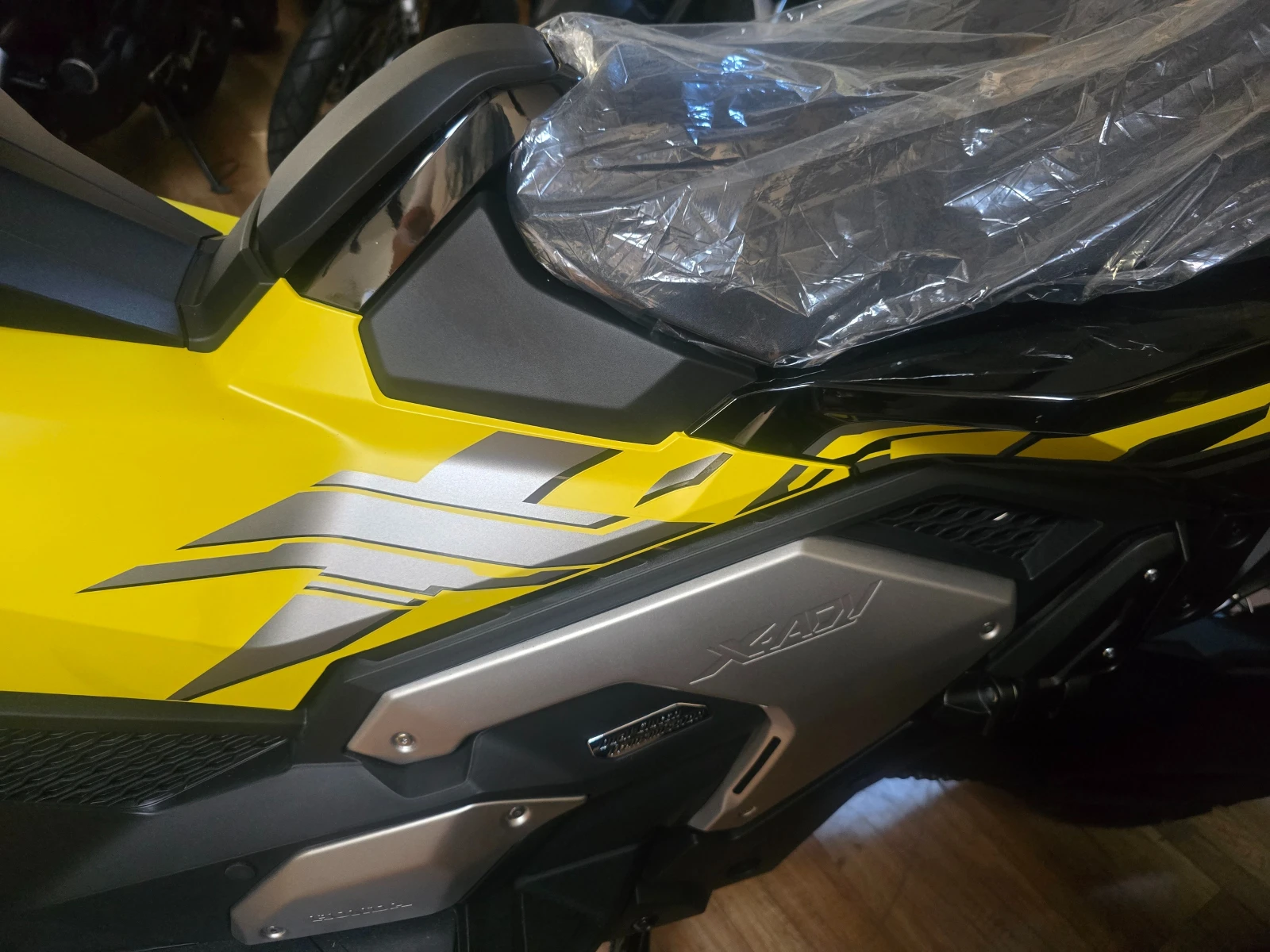 Honda X-ADV 750 НАЛИЧНИ!!! Special Edition Euro5+ 2025 - изображение 8