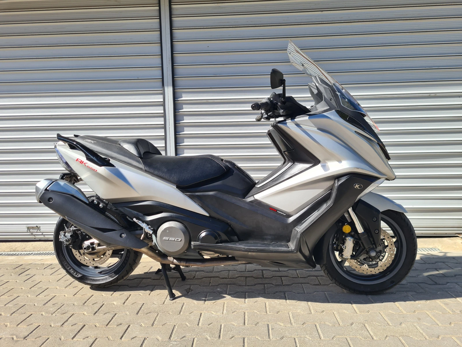 Kymco AK 550 ABS/TCS, снимка 2 - Мотоциклети и мототехника - 55943118