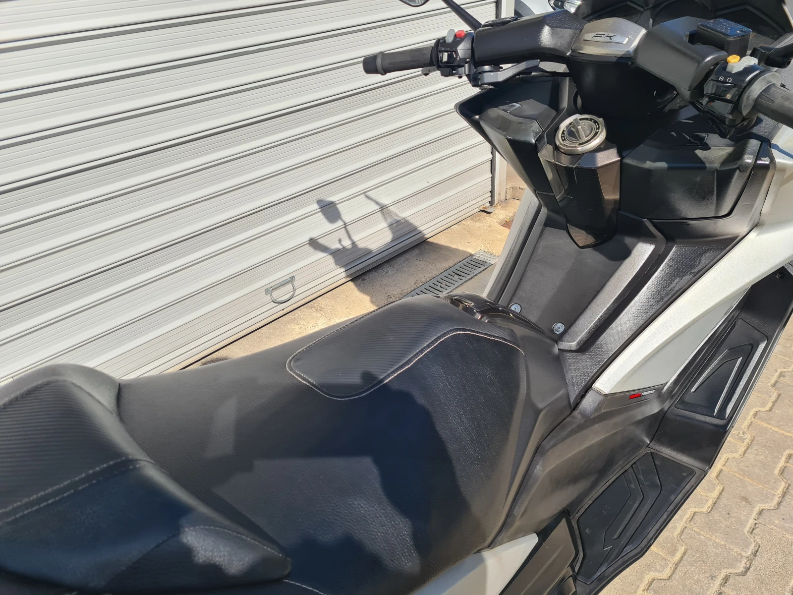 Kymco AK 550 ABS/TCS, снимка 7 - Мотоциклети и мототехника - 55943118