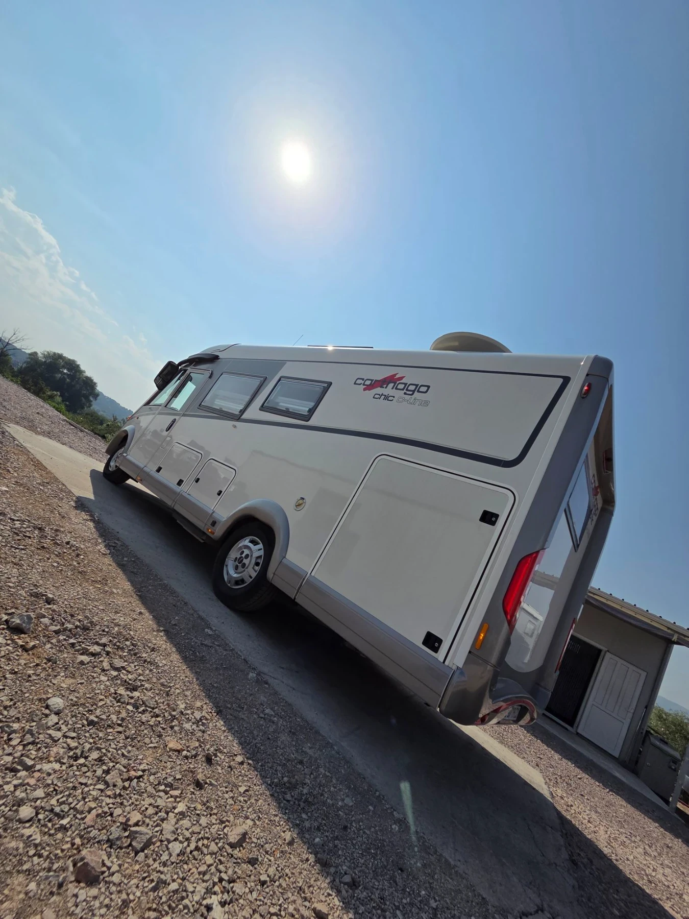 Кемпер Carthago Chic Line 3.500кг 2014, снимка 2 - Каравани и кемпери - 55798908